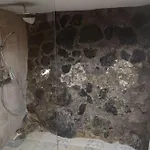 Appartement Souterrain Fuer Max 2 P., Bad, Aussenkueche, Garten