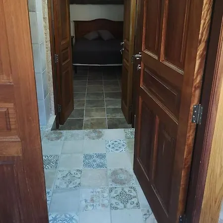 Souterrain Fuer Max 2 P., Bad, Aussenkueche, Garten 아파트 *