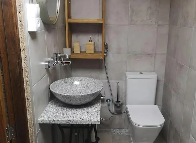 Apartman Souterrain Fuer Max 2 P., Bad, Aussenkueche, Garten Güimar